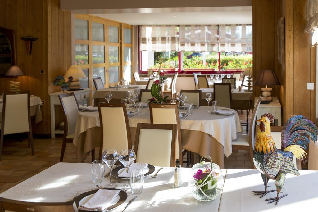Auberge De La Terrasse Villersexel Bagian luar foto